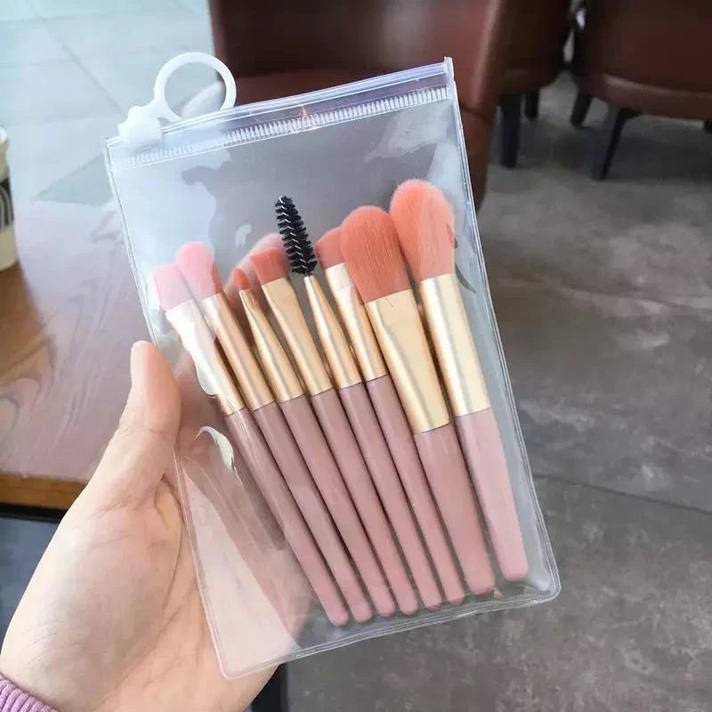 Cute 8 Pcs Makeup Brush Set