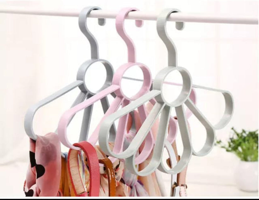 5 Ring Unique Design Multipurpose Hanger