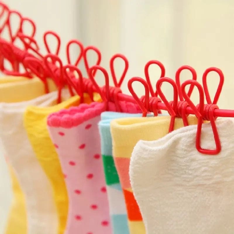 Portable Elastic Clothesline with 12 Clips